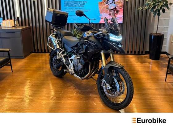 TRIUMPH TIGER 1200 BLACK EDITION TRIUMPH TIGER 1200 BLACK EDITION